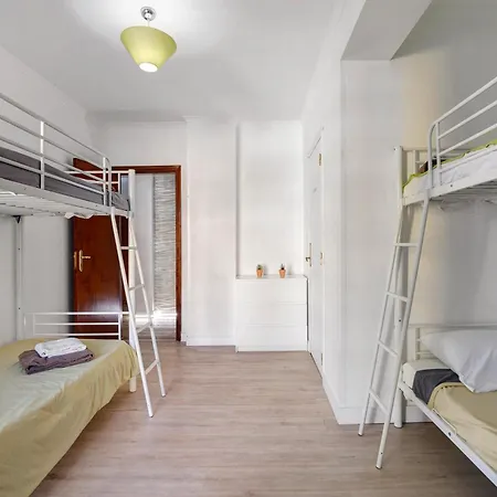 Barbecue And - 200m Away Apartamento *